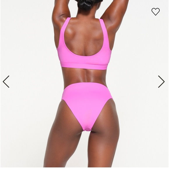 SKIMS SIGNATURE SWIM
MID WAIST BOTTOM - Picture 2 of 9